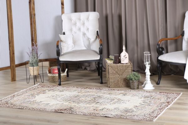 Vintage El Dokuma Halı