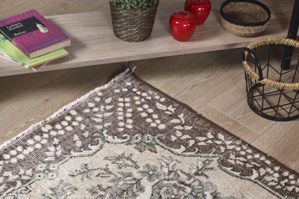 Vintage El Dokuma Halı