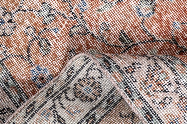 Vintage El Dokuma Halı