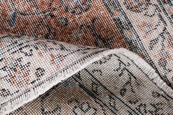 Vintage El Dokuma Halı